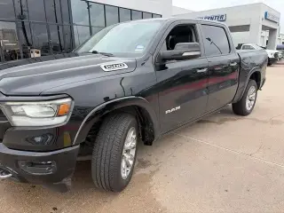 Ram 1500 2022 4x2 Laramie 4dr Crew Cab 5.6 ft. SB Pickup