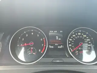Volkswagen Golf GTI 2017 S 4dr Hatchback 6A
