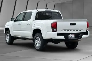 Toyota Tacoma 2021 4x2 SR 4dr Double Cab 5.0 ft SB