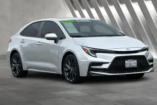 Toyota Corolla 2025 XSE 4dr Sedan