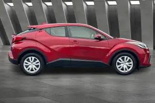 Toyota C-HR 2020 LE 4dr Crossover