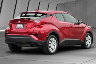 Toyota C-HR 2020 LE 4dr Crossover