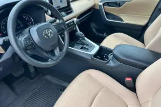 Toyota RAV4 2025 LE 4dr SUV
