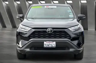 Toyota RAV4 2025 LE 4dr SUV