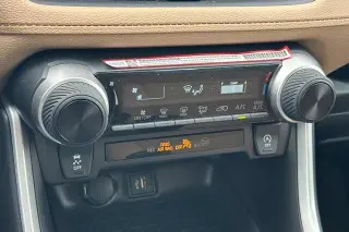 Toyota RAV4 2025 LE 4dr SUV