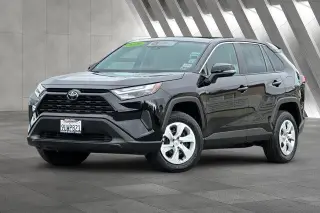Toyota RAV4 2025 LE 4dr SUV