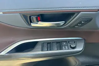 Toyota Venza 2021 AWD XLE 4dr Crossover
