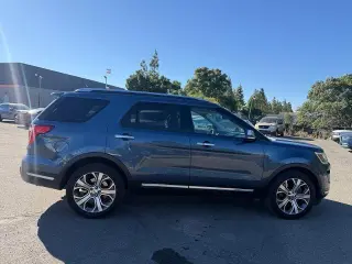 Ford Explorer 2019 AWD Platinum 4dr SUV