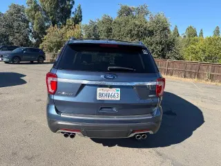 Ford Explorer 2019 AWD Platinum 4dr SUV