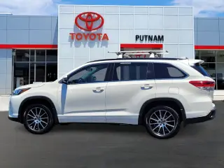 Toyota Highlander 2017 AWD XLE 4dr SUV