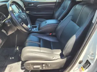 Toyota Highlander 2017 AWD XLE 4dr SUV
