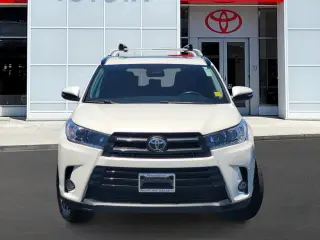 Toyota Highlander 2017 AWD XLE 4dr SUV