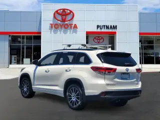 Toyota Highlander 2017 AWD XLE 4dr SUV