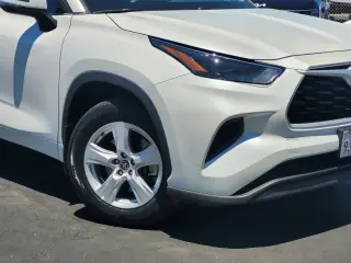 Toyota Highlander 2023 AWD L 4dr SUV