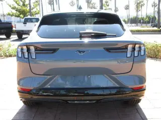 Ford Mustang Mach-E 2023 Premium 4dr SUV