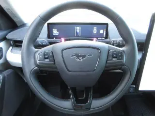 Ford Mustang Mach-E 2023 Premium 4dr SUV