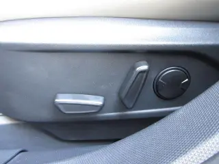 Ford Mustang Mach-E 2023 Premium 4dr SUV