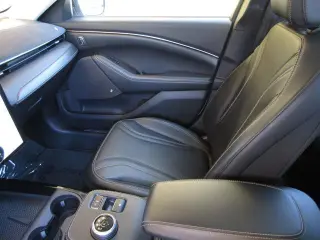 Ford Mustang Mach-E 2023 Premium 4dr SUV