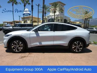 Ford Mustang Mach-E 2023 Premium 4dr SUV