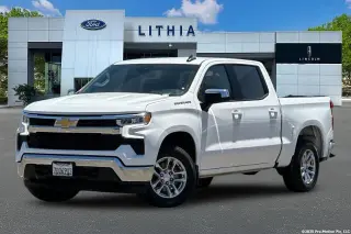 Chevrolet Silverado 1500 2023 4x4 LT 4dr Crew Cab 5.8 ft. SB w/2FL