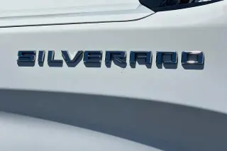Chevrolet Silverado 1500 2023 4x4 LT 4dr Crew Cab 5.8 ft. SB w/2FL