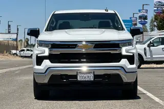 Chevrolet Silverado 1500 2023 4x4 LT 4dr Crew Cab 5.8 ft. SB w/2FL