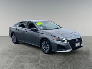 Nissan Altima 2025 2.5 SV 4dr Sedan