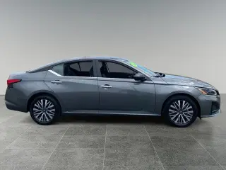 Nissan Altima 2025 2.5 SV 4dr Sedan