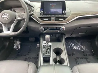 Nissan Altima 2025 2.5 SV 4dr Sedan