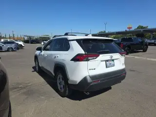 Toyota RAV4 2019 AWD XLE 4dr SUV
