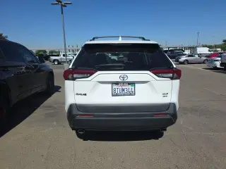 Toyota RAV4 2019 AWD XLE 4dr SUV