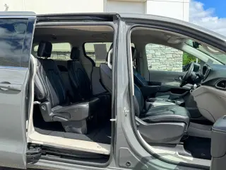 Chrysler Pacifica 2023 Touring L 4dr Mini-Van