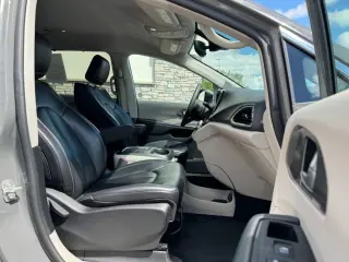 Chrysler Pacifica 2023 Touring L 4dr Mini-Van