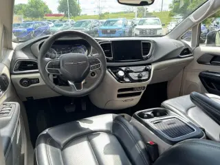 Chrysler Pacifica 2023 Touring L 4dr Mini-Van