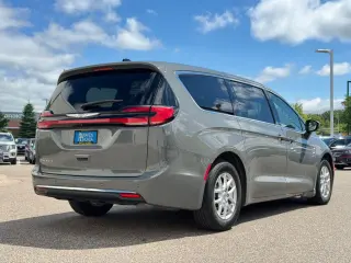 Chrysler Pacifica 2023 Touring L 4dr Mini-Van