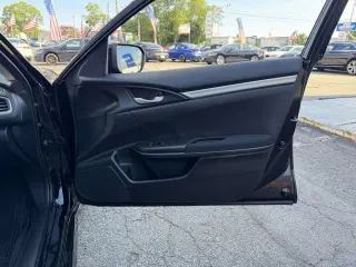 Honda Civic 2020 LX 4dr Sedan CVT
