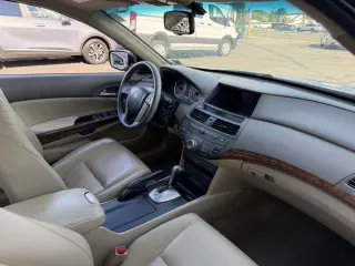 Honda Accord 2010 EX-L V6 4dr Sedan