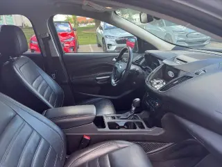 Ford Escape 2017 AWD Titanium 4dr SUV