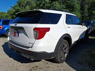 Ford Explorer 2023 AWD XLT 4dr SUV