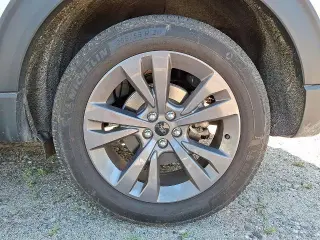 Ford Explorer 2023 AWD XLT 4dr SUV