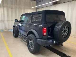 Ford Bronco 2021 4x4 Base 4dr SUV
