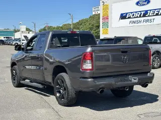 Ram 1500 2022 4x4 Big Horn 4dr Quad Cab 6.4 ft. SB Pickup
