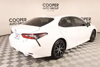 Toyota Camry 2024 SE 4dr Sedan