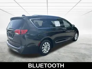Chrysler Pacifica 2018 Touring L 4dr Mini-Van