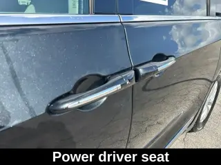 Chrysler Pacifica 2018 Touring L 4dr Mini-Van