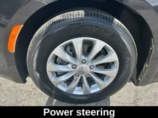 Chrysler Pacifica 2018 Touring L 4dr Mini-Van