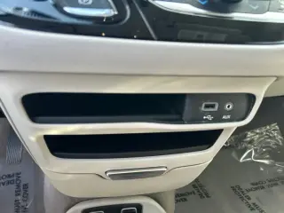 Chrysler Pacifica 2018 Touring L 4dr Mini-Van