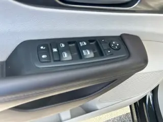 Chrysler Pacifica 2018 Touring L 4dr Mini-Van
