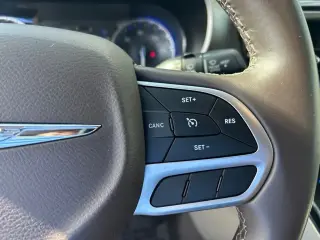 Chrysler Pacifica 2018 Touring L 4dr Mini-Van