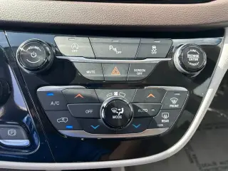 Chrysler Pacifica 2018 Touring L 4dr Mini-Van